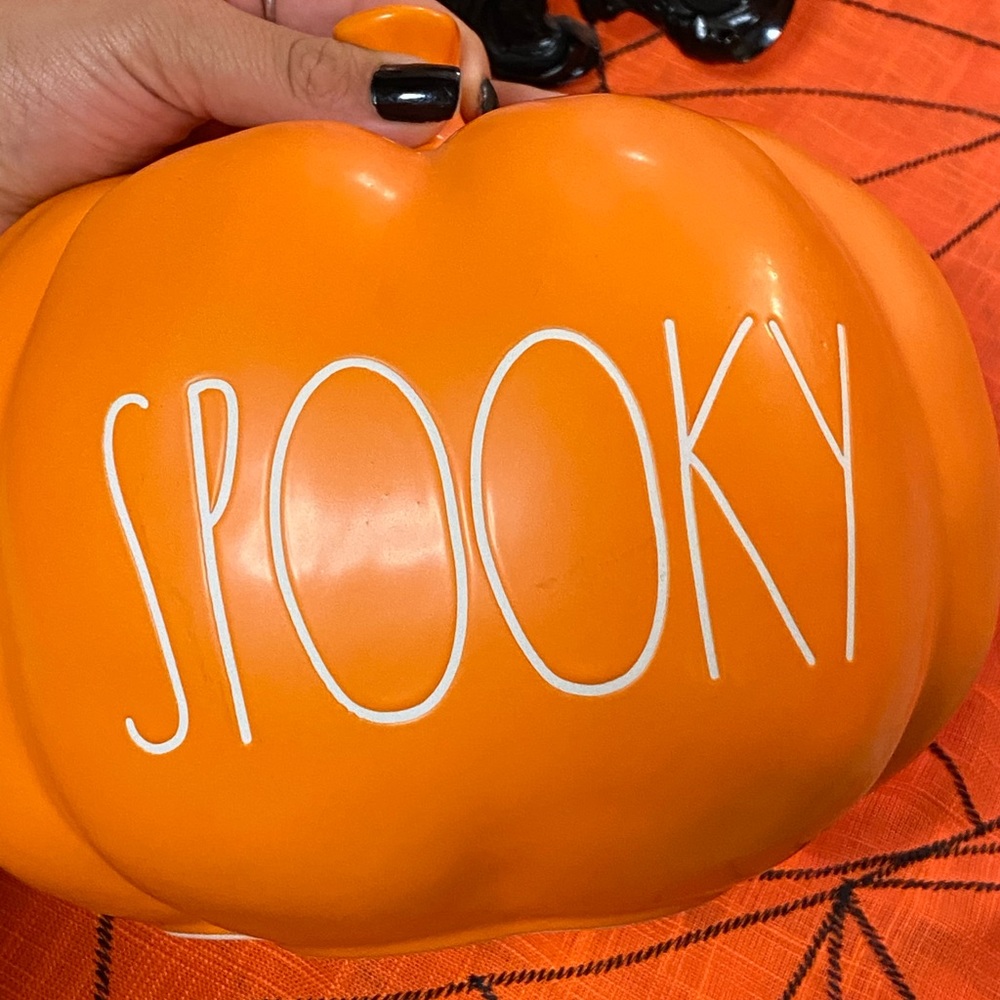 ๐RAE DUNN SPOOKY PUMPKIN ๐ - Picture 2 of 4